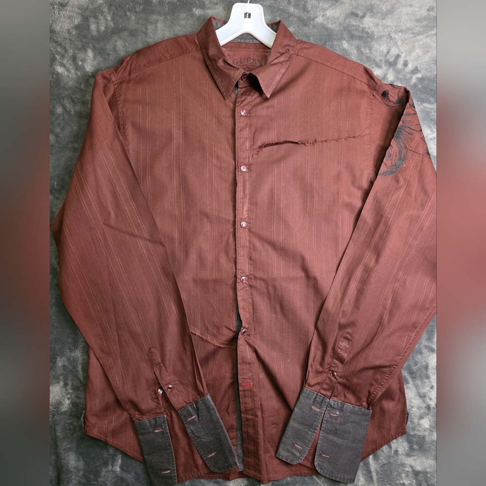 Guess Long Sleeve Embroidered Mens Sz XL  Long Sleeve Button Up Marroon And Blk